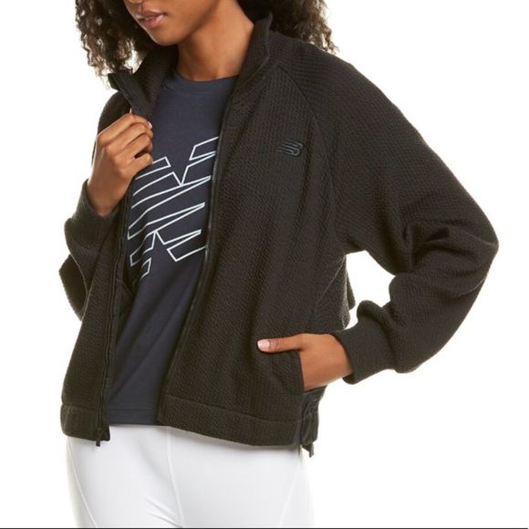 NEW New Balance Transform Jacket Size M - Picture 1 of 6
